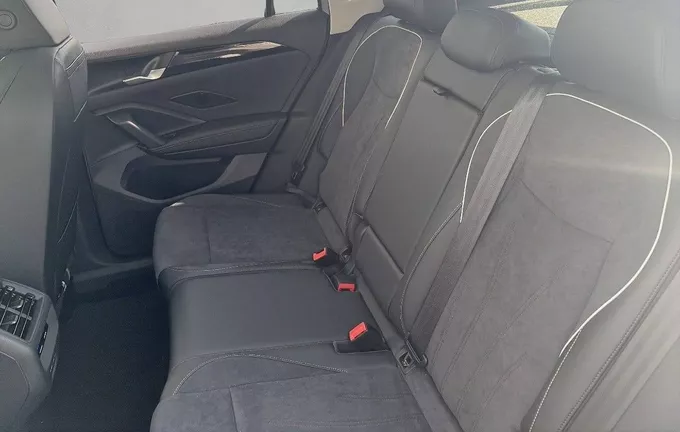 VOLKSWAGEN TIGUAN 1.5 eTSI 150ch DSG7 Elegance photo 17 5302