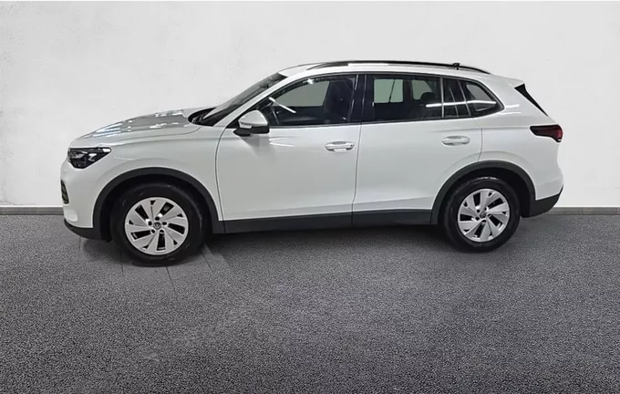 VOLKSWAGEN TIGUAN 1.5 eTSI 130ch DSG7 extérieur trois quart arrière gauche 2128921