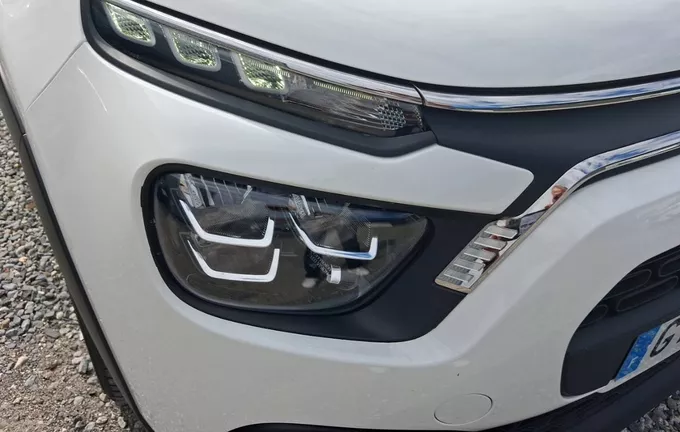 CITROEN C3 SOCIETE BLUEHDI 100 S&S BVM6 PRO PLUS photo 16 946529