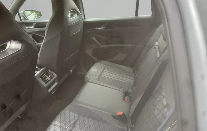 VOLKSWAGEN TIGUAN 1.5 eHybrid 272ch DSG6 R-Line photo 17 7733