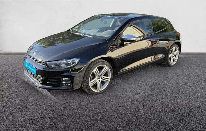 VOLKSWAGEN SCIROCCO 2.0 TDI 150 Série Limitée Sport Edition extérieur trois quart avant gauche 551036