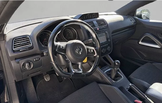 VOLKSWAGEN SCIROCCO 2.0 TDI 150 Série Limitée Sport Edition photo 13 551036