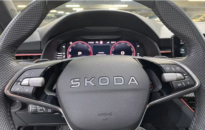 SKODA KAMIQ 1.0 TSI Evo 2 116 ch DSG7 Monte Carlo photo 18 2130945