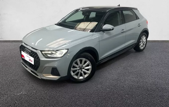 AUDI A1 Citycarver 30 TFSI 110 ch S tronic 7 Design extérieur trois quart avant gauche 2125065