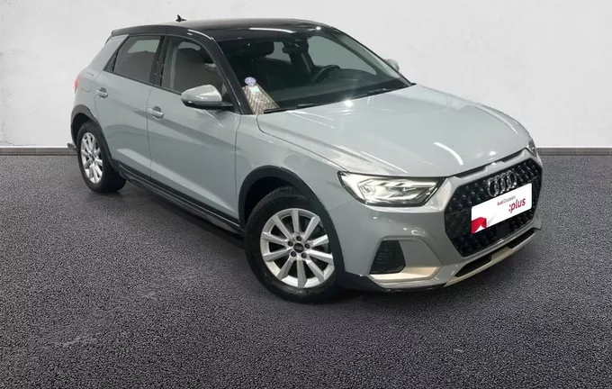 AUDI A1 Citycarver 30 TFSI 110 ch S tronic 7 Design extérieur trois quart avant droit 2125065