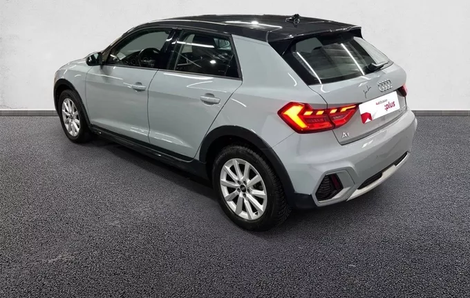 AUDI A1 Citycarver 30 TFSI 110 ch S tronic 7 Design extérieur trois quart arrière gauche 2125065