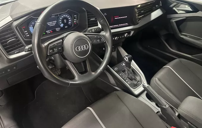 AUDI A1 Citycarver 30 TFSI 110 ch S tronic 7 Design photo 11 2125065