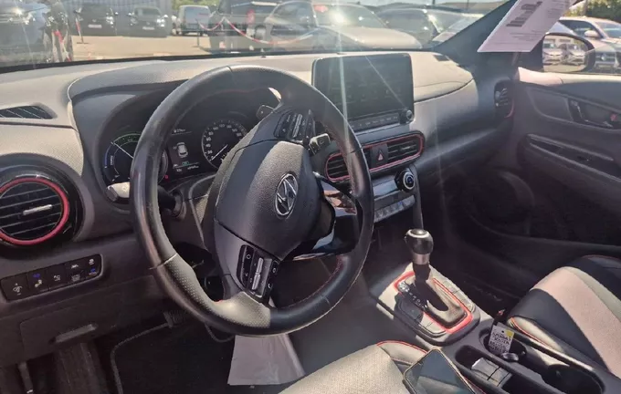 HYUNDAI KONA 1.6 GDi Hybrid Executive photo 11 13923