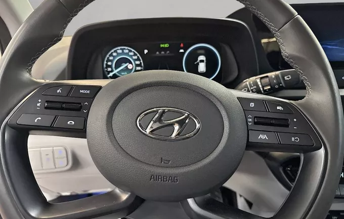 HYUNDAI BAYON 1.0 T-GDi 100 DCT-7 Hybrid 48V Executive photo 12 13534