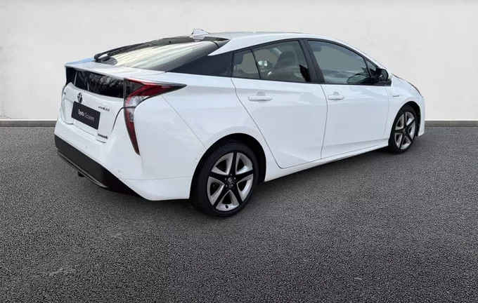 TOYOTA PRIUS Hybride Lounge extérieur trois quart arrière droit 1102988