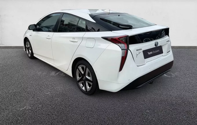 TOYOTA PRIUS Hybride Lounge extérieur trois quart arrière gauche 1102988