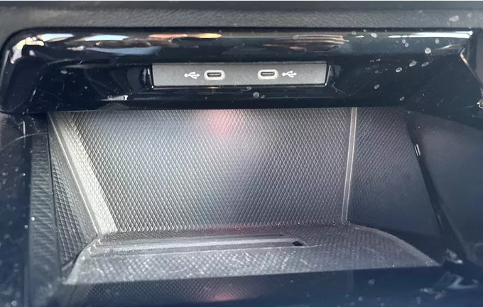 VOLKSWAGEN GOLF 1.5 eHybrid 204 DSG6 Style photo 19 2121981