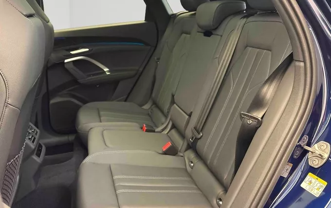 AUDI Q5 e-hybrid 299 ch S tronic 7 Quattro S line photo 16 5748