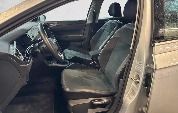 VOLKSWAGEN POLO 1.0 TSI 95 S&S DSG7 Style extérieur trois quart arrière droit 2125606