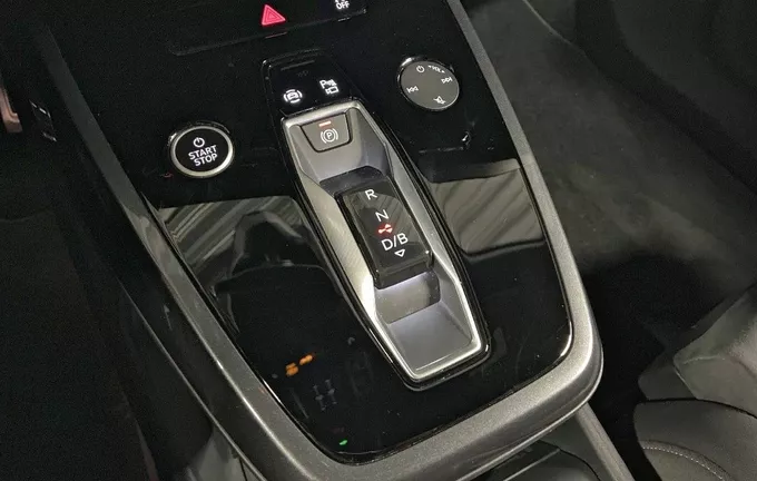 AUDI Q4 E-TRON 45 285 ch 82 kWh S line photo 13 2127388