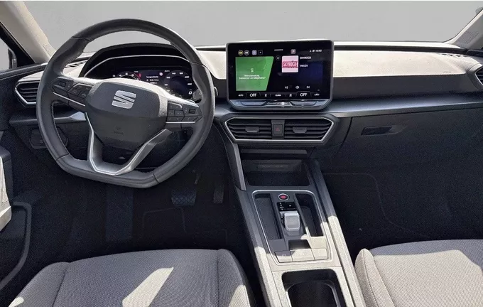 SEAT LEON 1.5 eTSI Hybrid 115 DSG7 Business extérieur trois quart avant droit 2128060