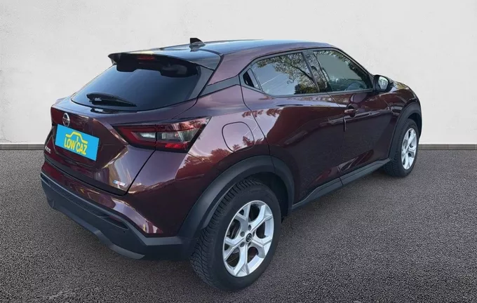 NISSAN JUKE DIG-T 114 N-Connecta extérieur trois quart arrière droit 213100