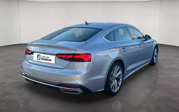 AUDI A5 Sportback 40 TDI 204 S tronic 7 Design extérieur trois quart arrière droit 2132888