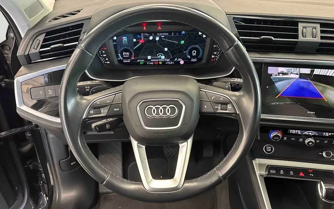 AUDI Q3 35 TFSI 150 ch S tronic 7 Design photo 12 2132745