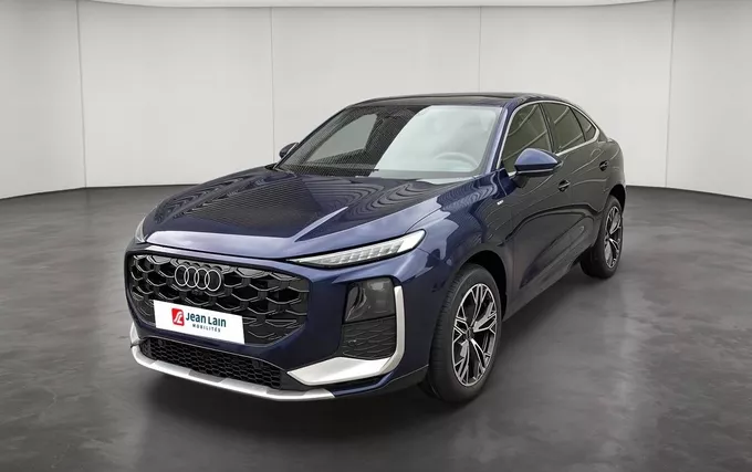 AUDI Q3 Sportback TFSI 150 ch Hybride S tronic 7 S line extérieur trois quart avant gauche 5562
