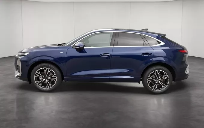 AUDI Q3 Sportback TFSI 150 ch Hybride S tronic 7 S line extérieur côté gauche 5562