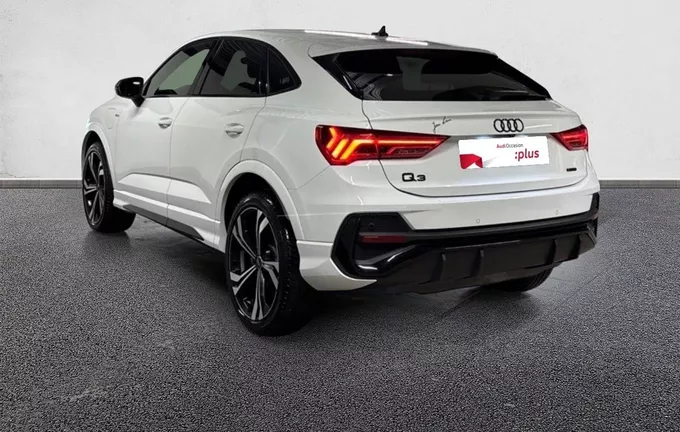 AUDI Q3 Sportback 45 TFSIe 245 ch S tronic 6 S line extérieur trois quart arrière gauche 2131037