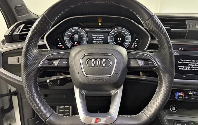 AUDI Q3 Sportback 45 TFSIe 245 ch S tronic 6 S line photo 12 2131037