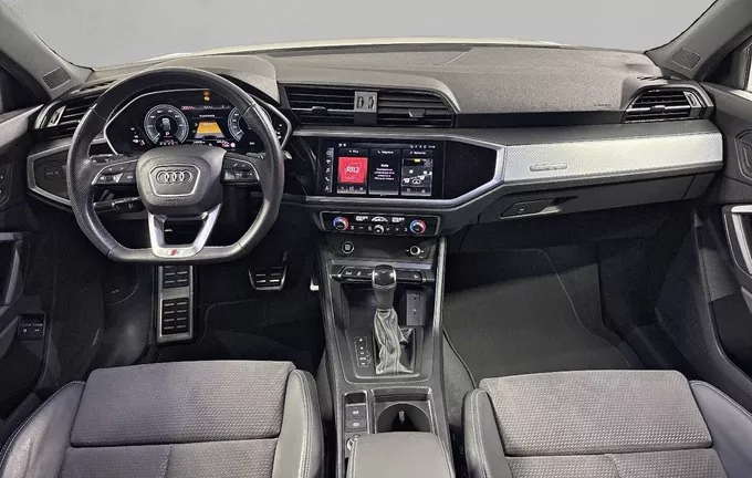 AUDI Q3 Sportback 45 TFSIe 245 ch S tronic 6 S line photo 18 2131037