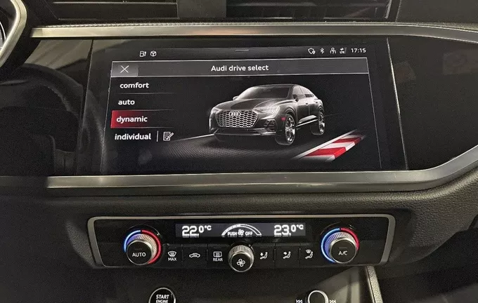 AUDI Q3 Sportback 45 TFSIe 245 ch S tronic 6 S line photo 19 2131037