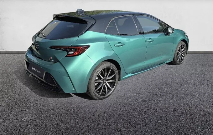 TOYOTA COROLLA HYBRIDE 140ch GR Sport extérieur trois quart arrière droit 1103755