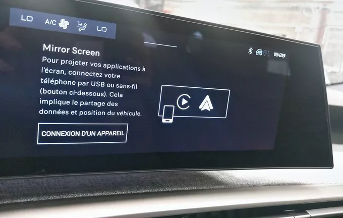 PEUGEOT 5008 Hybrid 145 ch e-DCS6 Allure photo 19 945812
