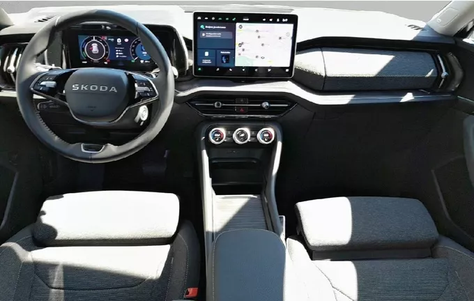 SKODA KODIAQ 1.5 TSI 204 ch PHEV DSG6 5pl Selection extérieur trois quart avant droit 4445
