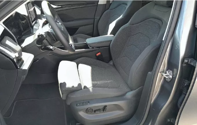 SKODA KODIAQ 1.5 TSI 204 ch PHEV DSG6 5pl Selection extérieur trois quart arrière droit 4445