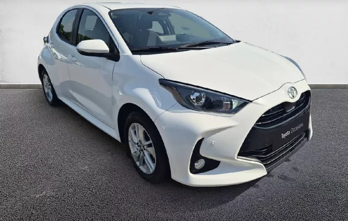 TOYOTA YARIS Hybride 116h Dynamic extérieur trois quart avant droit 1103682