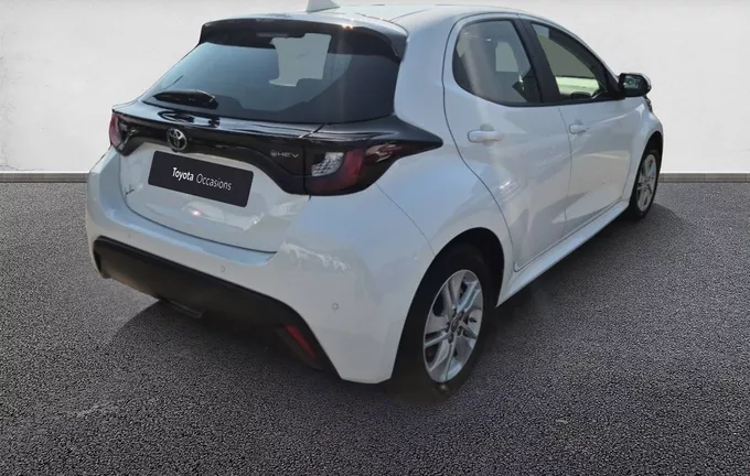 TOYOTA YARIS Hybride 116h Dynamic extérieur trois quart arrière droit 1103682