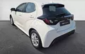 Miniature TOYOTA YARIS Hybride 116h Dynamic extérieur trois quart arrière gauche 1103682