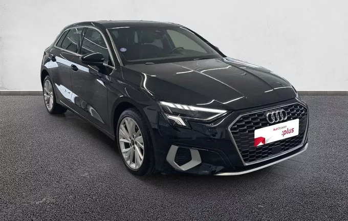 AUDI A3 Sportback 40 TFSIe 204 S tronic 6 Design Luxe extérieur trois quart avant droit 2130391
