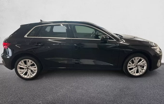 AUDI A3 Sportback 40 TFSIe 204 S tronic 6 Design Luxe extérieur côté droit 2130391
