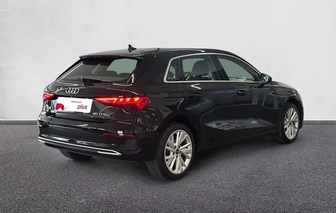 AUDI A3 Sportback 40 TFSIe 204 S tronic 6 Design Luxe extérieur trois quart arrière droit 2130391