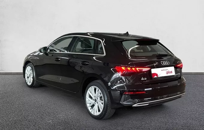 AUDI A3 Sportback 40 TFSIe 204 S tronic 6 Design Luxe extérieur trois quart arrière gauche 2130391