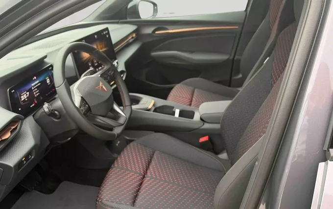 CUPRA RAVAL 136 ch Plus photo 11 4736
