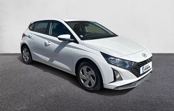 HYUNDAI I20 1.2 79 Initia extérieur trois quart avant droit 13875