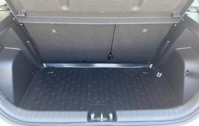 HYUNDAI I20 1.2 79 Initia photo 10 13875