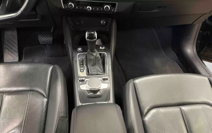 AUDI Q2 35 TFSI 150 S tronic 7 Design Luxe photo 15 213655