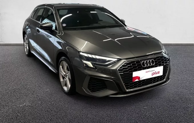 AUDI A3 Sportback 40 TFSIe 204 S tronic 6 S Line extérieur trois quart avant droit 2130694