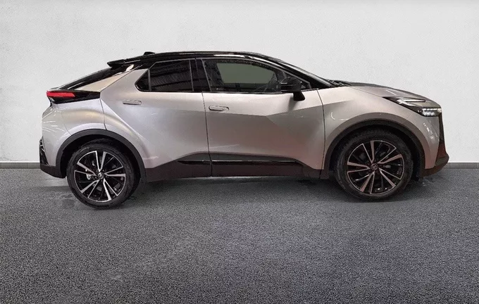 TOYOTA C-HR Hybride 140 Collection extérieur trois quart arrière droit 1102081