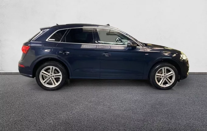 AUDI Q5 50 TFSI e 299 S tronic 7 Quattro S line extérieur côté droit 2127932