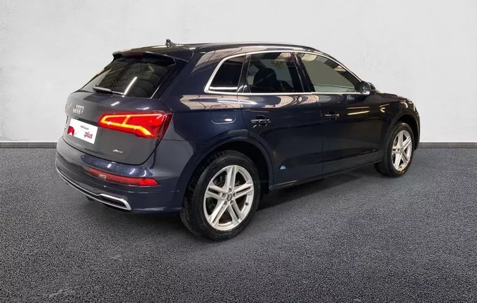 AUDI Q5 50 TFSI e 299 S tronic 7 Quattro S line extérieur trois quart arrière droit 2127932