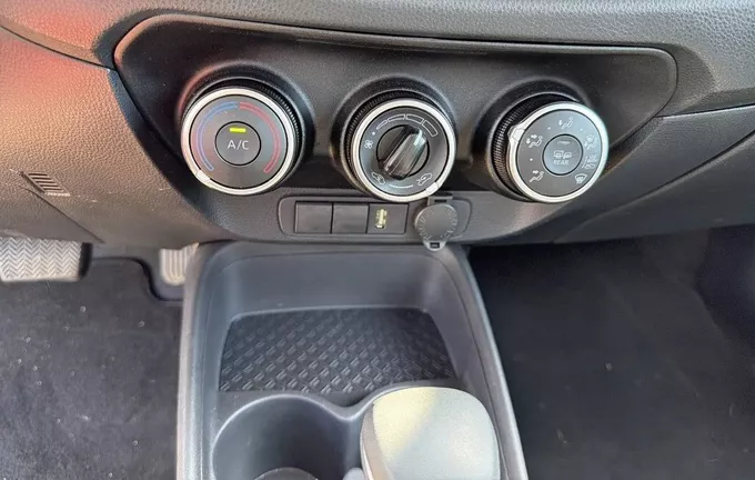TOYOTA AYGO X 1.0 VVT-i 72 S-CVT Dynamic photo 14 1103443