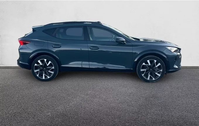 CUPRA FORMENTOR 1.4 e-HYBRID 204 ch DSG6 V extérieur côté droit 560731